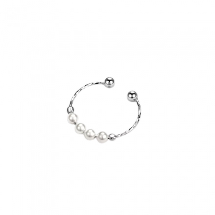 Silver Earring with pearls